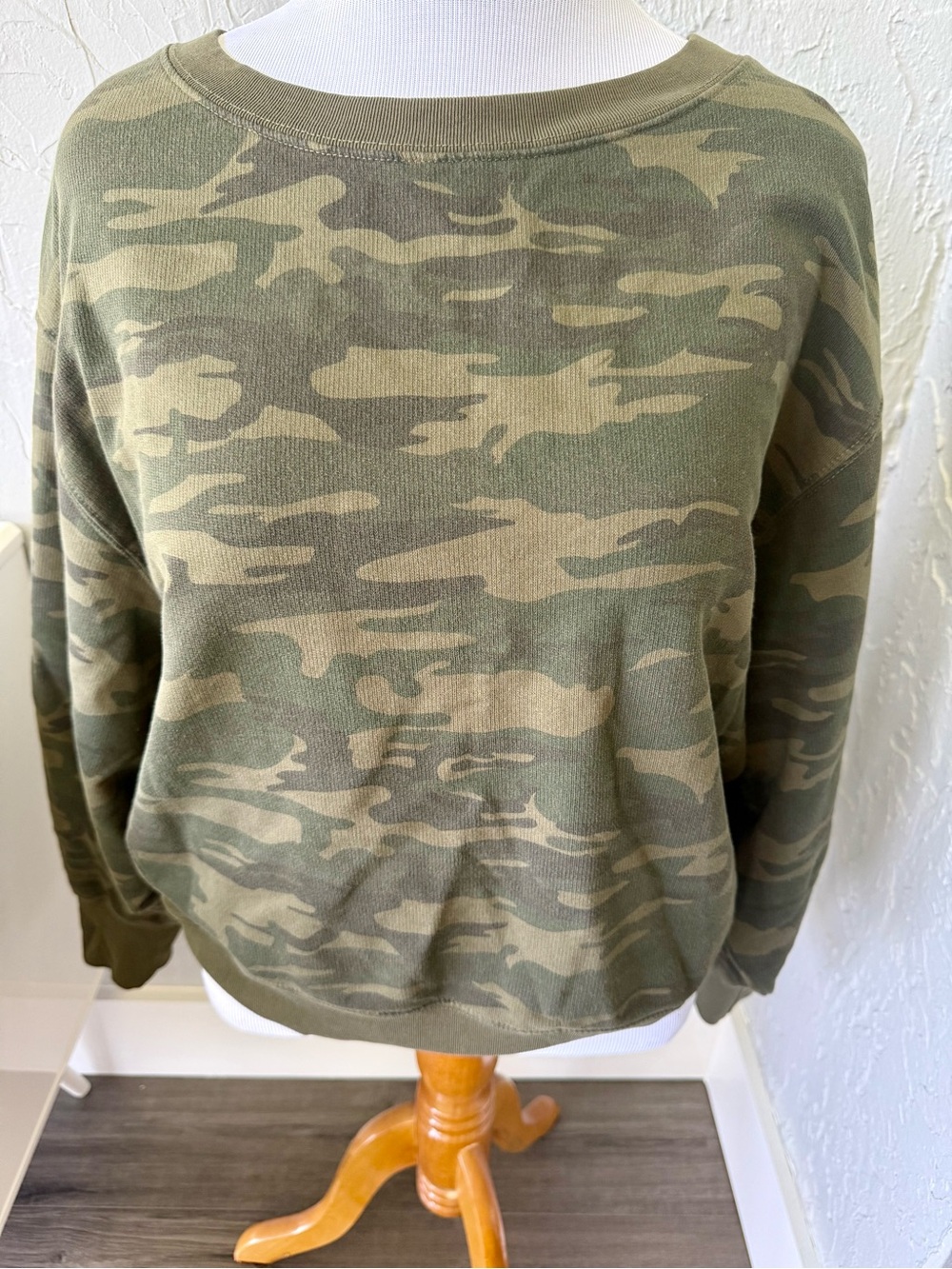 NWT, Sanctuary Camo Lightweight Crewneck Sweatshirt